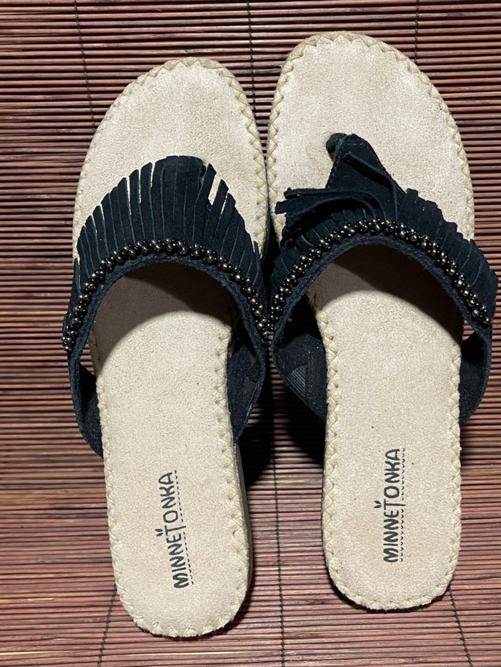 NIB Minnetonka Black Frisco Thong Beaded Fringe Sandal Women’s Sz 10